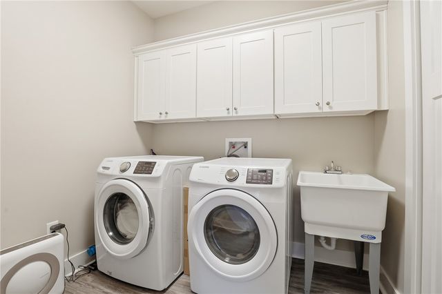 103 W Chestnut Court, Central, SC 29630