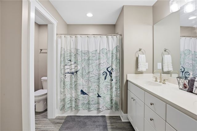 103 W Chestnut Court, Central, SC 29630