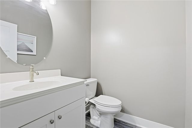 103 W Chestnut Court, Central, SC 29630