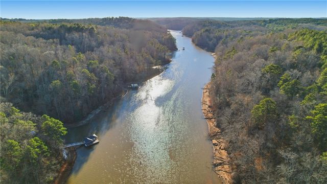 103 W Chestnut Court, Central, SC 29630