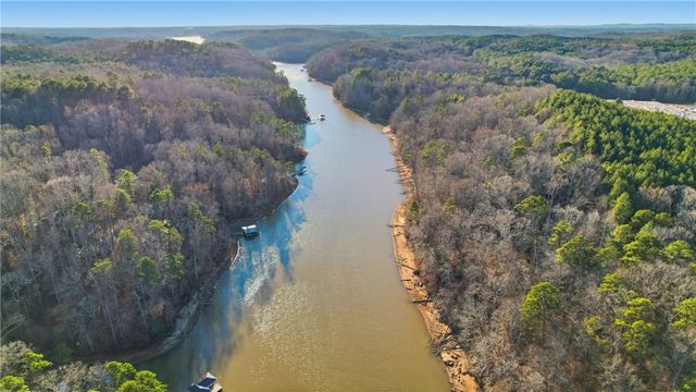 103 W Chestnut Court, Central, SC 29630