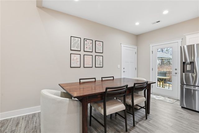 103 W Chestnut Court, Central, SC 29630