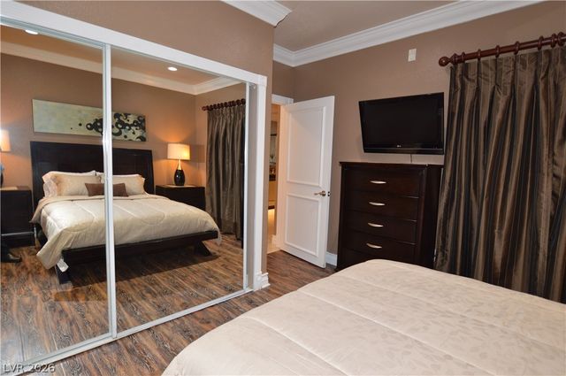 210 FLAMINGO Road 315, Las Vegas, NV 89169