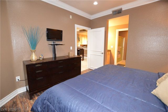 210 FLAMINGO Road 315, Las Vegas, NV 89169
