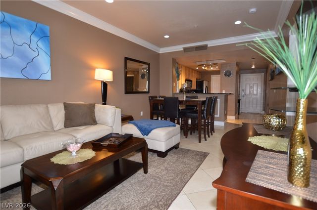 210 FLAMINGO Road 315, Las Vegas, NV 89169