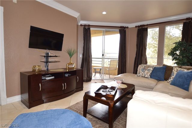 210 FLAMINGO Road 315, Las Vegas, NV 89169