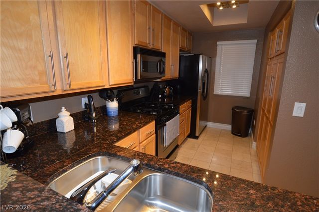 210 FLAMINGO Road 315, Las Vegas, NV 89169