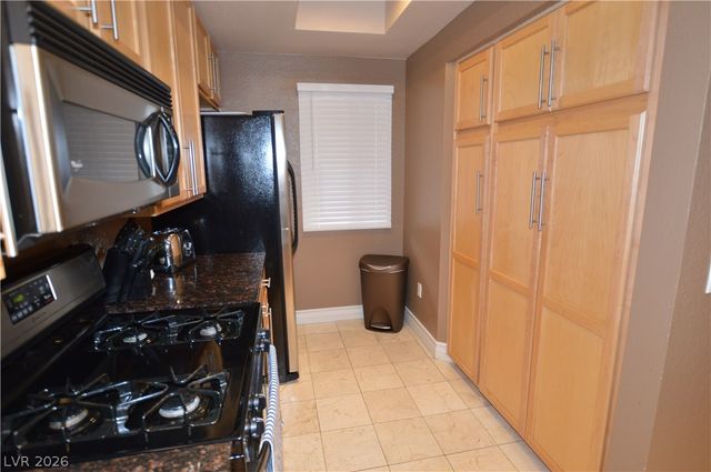 210 FLAMINGO Road 315, Las Vegas, NV 89169