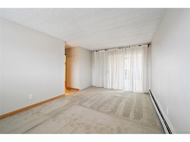 7040 E Girard Ave 301, Denver, CO 80224