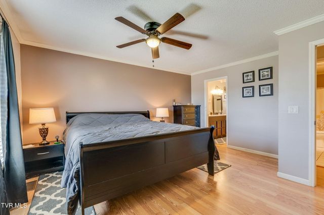 323 Gray Station Road, Gray, TN 37615