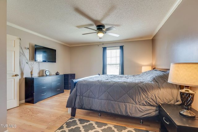 323 Gray Station Road, Gray, TN 37615