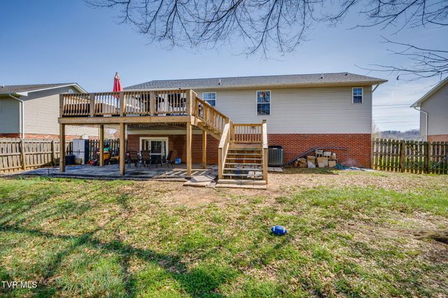 323 Gray Station Road, Gray, TN 37615