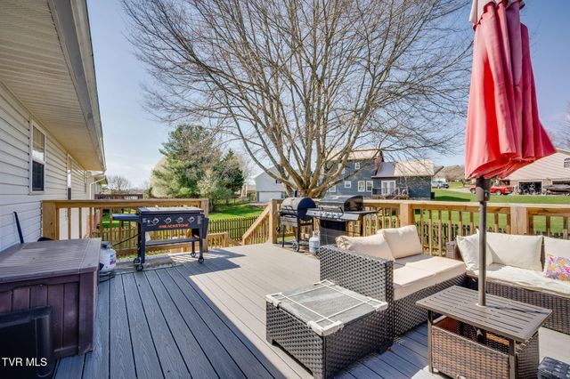 323 Gray Station Road, Gray, TN 37615