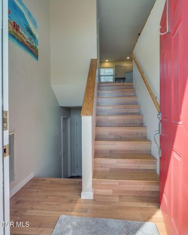 323 Gray Station Road, Gray, TN 37615