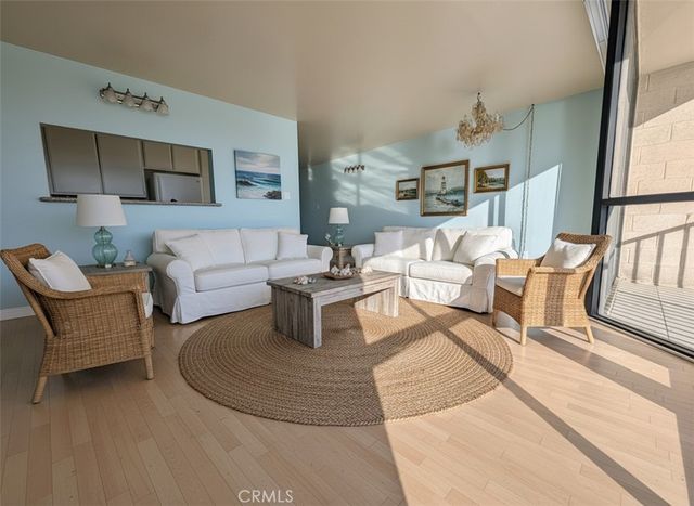 1750 E Ocean 1011, Long Beach, CA 90802