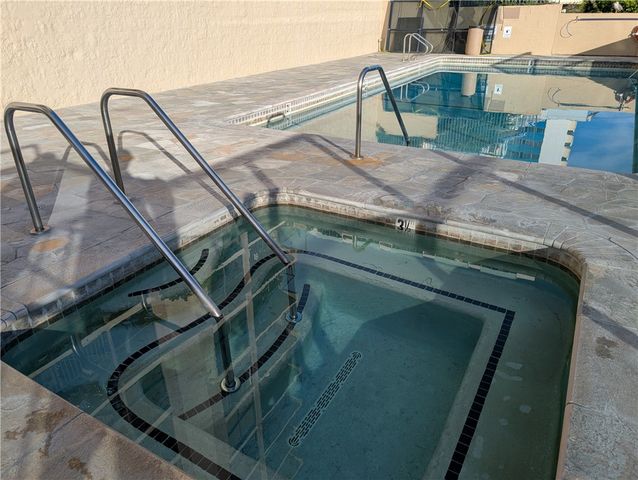 1750 E Ocean 1011, Long Beach, CA 90802