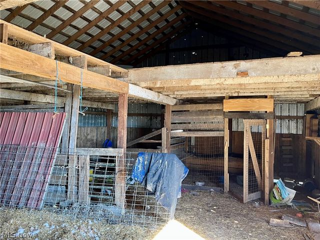 286 County Road 40, Sullivan, OH 44880