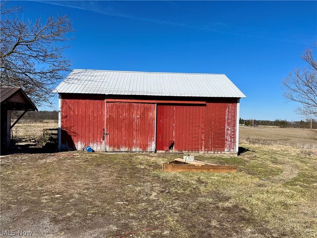 286 County Road 40, Sullivan, OH 44880