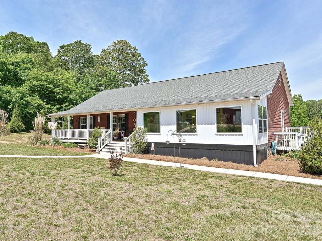 3556 Walling Drive 2, Newton, NC 28658