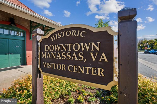 9666 SWALLOWTAIL LN, Manassas, VA 20110