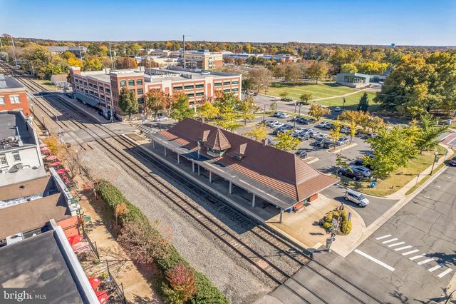 9666 SWALLOWTAIL LN, Manassas, VA 20110