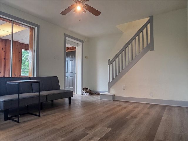 858 Monteiro, Greenfield, PA 15217