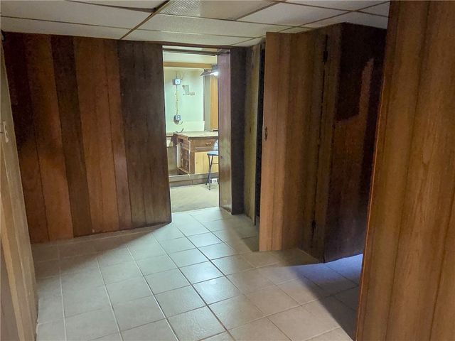 858 Monteiro, Greenfield, PA 15217