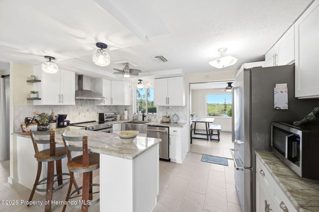 13231 Starfish Drive, Hudson, FL 34667