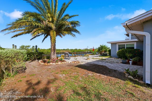 13231 Starfish Drive, Hudson, FL 34667