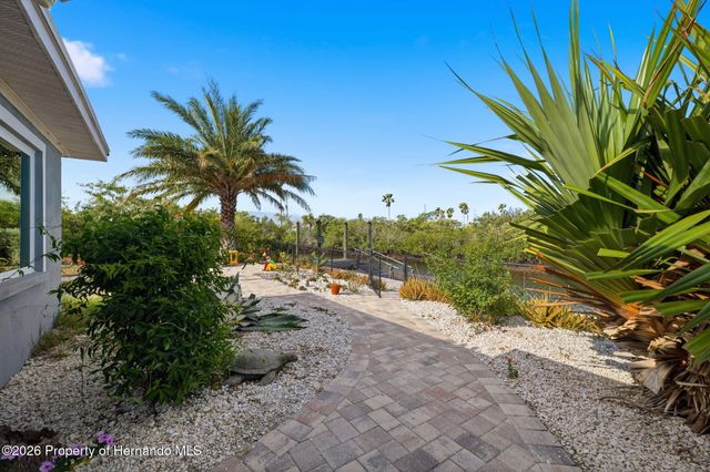 13231 Starfish Drive, Hudson, FL 34667