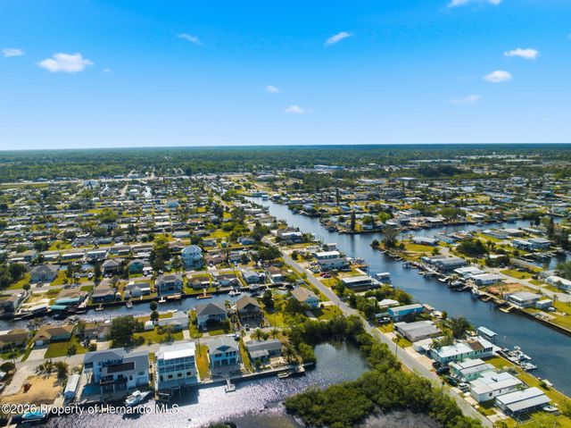 13231 Starfish Drive, Hudson, FL 34667