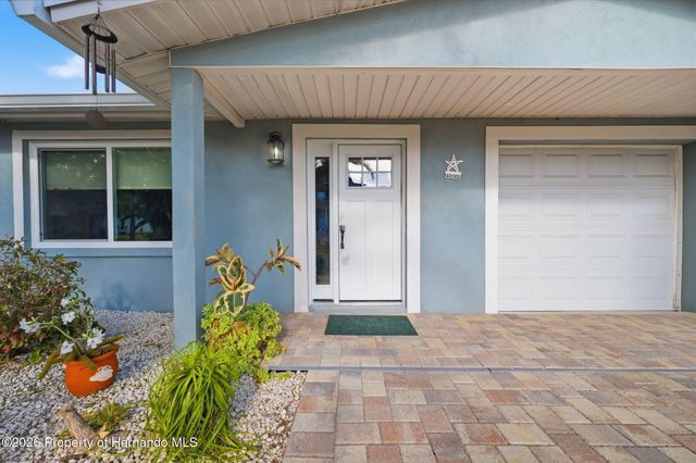 13231 Starfish Drive, Hudson, FL 34667