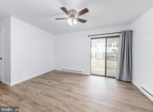 503 BROMLEY ESTS, Pine Hill, NJ 08021