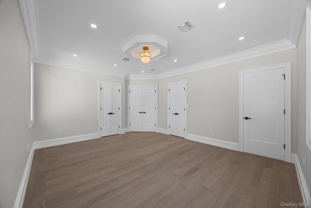 25903 81st Avenue, Glen Oaks, NY 11004