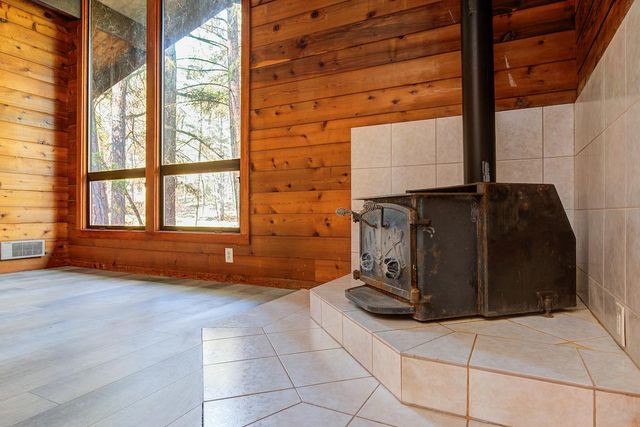 14975 Chattering Pines, Grass Valley, CA 95945