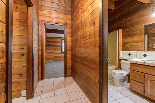 14975 Chattering Pines, Grass Valley, CA 95945