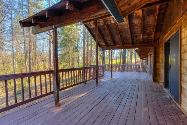 14975 Chattering Pines, Grass Valley, CA 95945