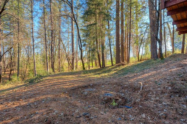 14975 Chattering Pines, Grass Valley, CA 95945