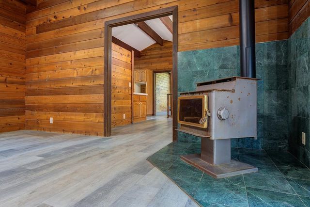 14975 Chattering Pines, Grass Valley, CA 95945