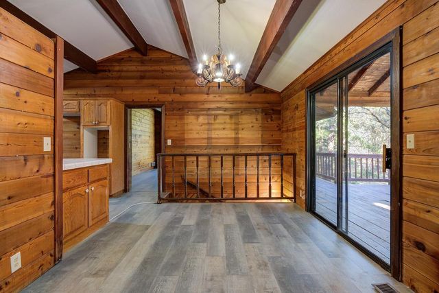 14975 Chattering Pines, Grass Valley, CA 95945