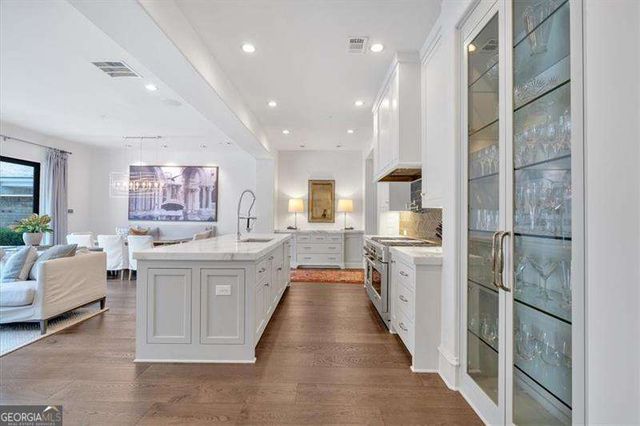 102 Grand Crescent, Alpharetta, GA 30009