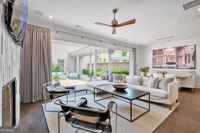 102 Grand Crescent, Alpharetta, GA 30009