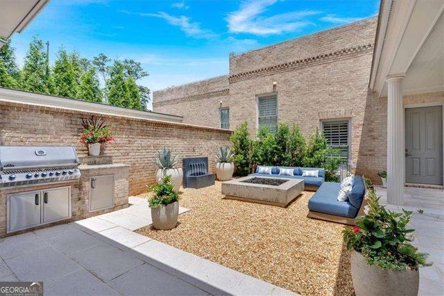 102 Grand Crescent, Alpharetta, GA 30009