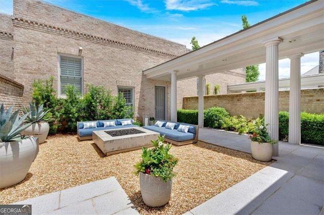 102 Grand Crescent, Alpharetta, GA 30009