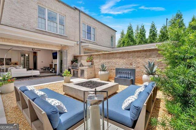 102 Grand Crescent, Alpharetta, GA 30009