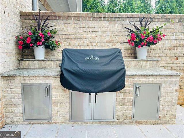 102 Grand Crescent, Alpharetta, GA 30009