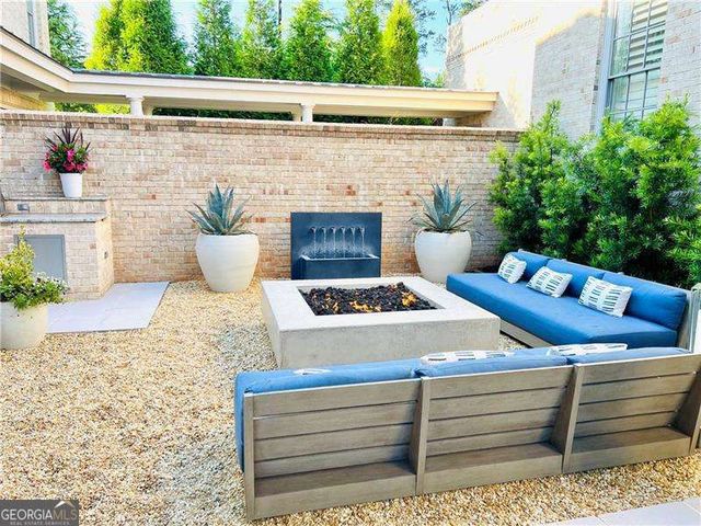 102 Grand Crescent, Alpharetta, GA 30009