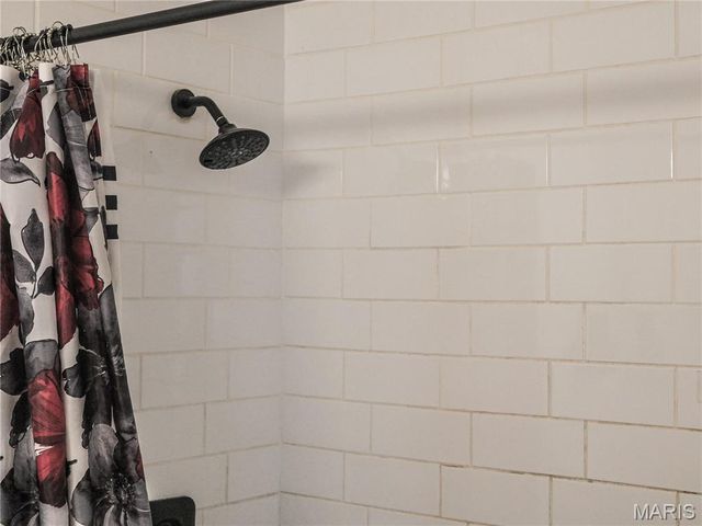 9531 Marlowe Avenue, St Louis, MO 63114