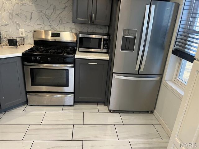 9531 Marlowe Avenue, St Louis, MO 63114