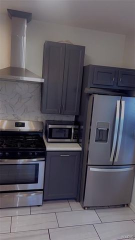 9531 Marlowe Avenue, St Louis, MO 63114